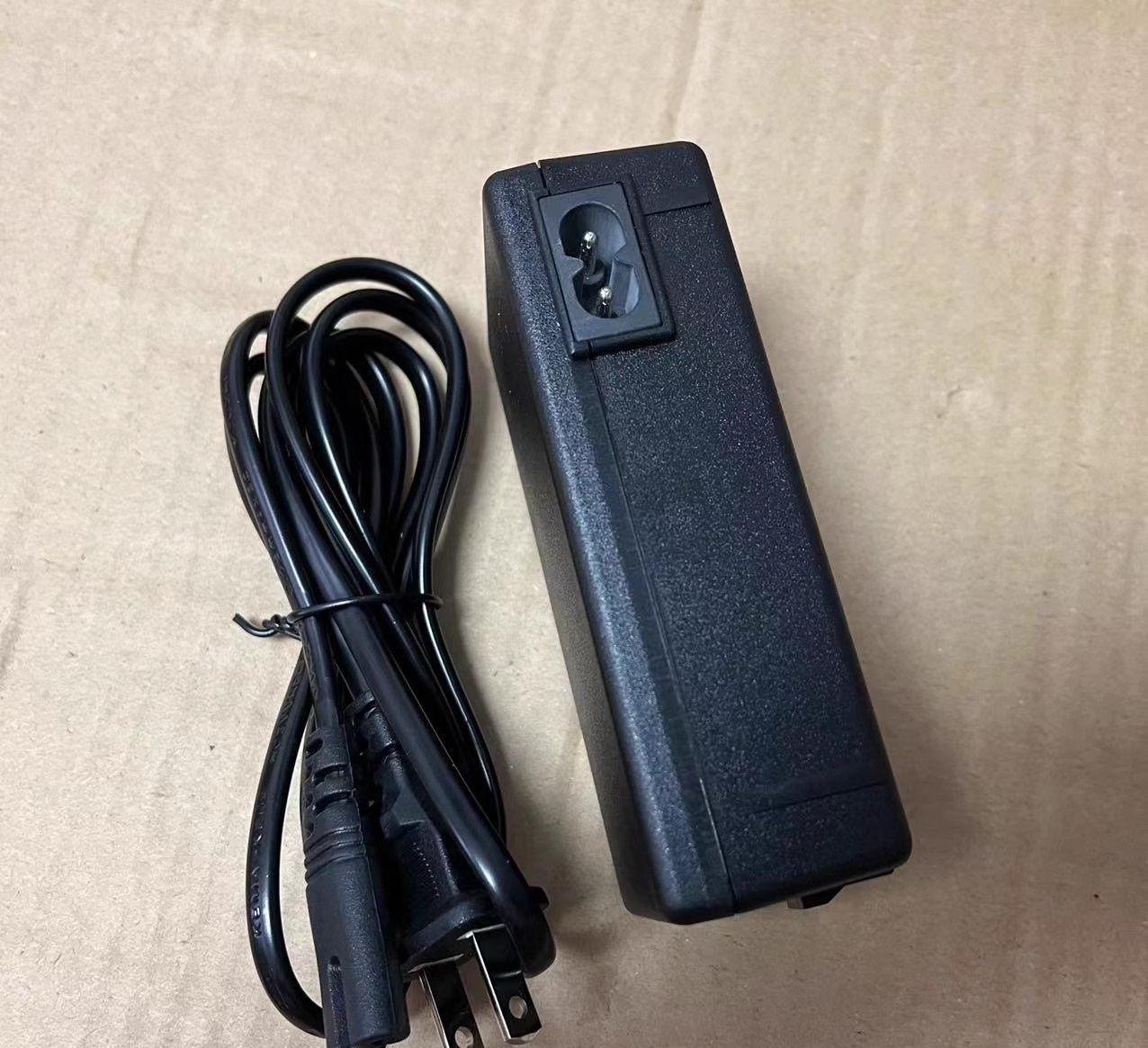 *Brand NEW* BesTec 42V 0.5A AC ADAPTRE EP-AG210SDE Power Supply